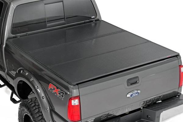 Rough Country - Rough Country - Ford Hard Tri-Fold Bed Cover (17-20 Super Duty - 6.5' Bed) - 45517651