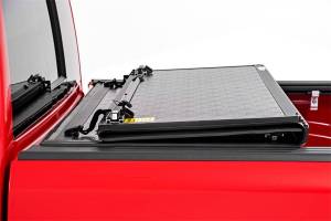 Rough Country - Rough Country - Dodge Low Prof Hrd Fld Tonn Cvr (19-20 Ram 1500 Quad/Mega Cb, 5.5ft Bd w/o Rmbx) - 47320550 - Image 4