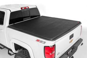 Rough Country - Toyota Soft Tri-Fold Bed Cover (05-15 Tacoma - 5' Bed w/Cargo Mgmt) - RC44705501