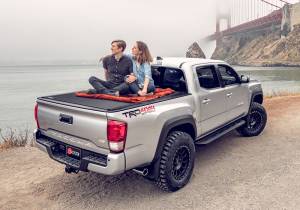 Bak Industries - Bak Industries - Revolver X4 Roll-Up Hard Cover 5'6" Bed Vinyl Top w/ Aluminum Underside Black - 79409 - Image 3