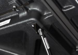 Undercover - Undercover - LUX 17 F150 5'7"  Hard Non-Folding Cover 8'1"/5'6"/6'6" Bed ABS/Plastic Black - UC2156L-DR - Image 5