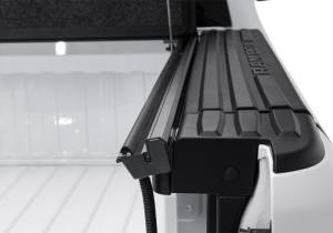 Undercover - Undercover - Ultra Flex Hard Folding Cover 5'6"/6'2"/6'4" Bed ABS Black - UX32011 - Image 3