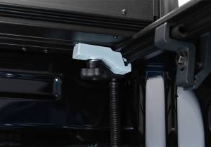 Undercover - Undercover - Armor Flex Hard Folding Cover 8'1"/5'6"/6'6" Bed Aluminum Black - AX22029 - Image 5