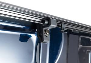 Undercover - Undercover - Armor Flex Hard Folding Cover 8'1"/5'6"/6'6" Bed Aluminum Black - AX22030 - Image 6