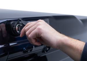 Undercover - Undercover - Elite LX 21 F150 6'7"  Hard Non-Folding Cover 8'1"/5'6"/6'6" Bed ABS Blue - UC2218L-E7 - Image 7