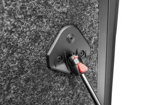 Undercover - Undercover - Ultra Flex Hard Folding Cover 8'1"/5'6"/6'6" Bed ABS Black - UX22029 - Image 7